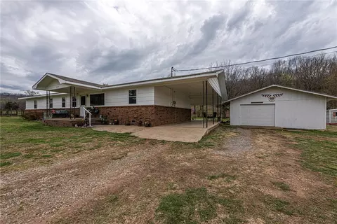 19282 Hall Rd, West Fork, AR 72774 photo 2