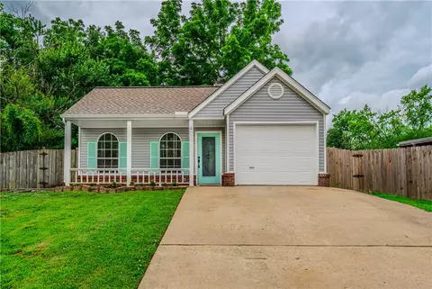 4 Brookhollow Pl, Bentonville, AR 72712