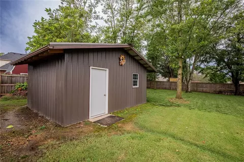 205 Edmondson Ave, Springdale, AR 72764 photo 24