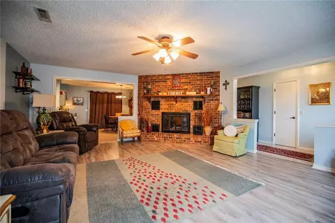 205 Edmondson Ave, Springdale, AR 72764 photo 5