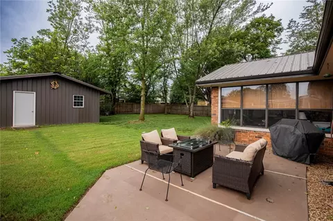 205 Edmondson Ave, Springdale, AR 72764 photo 2