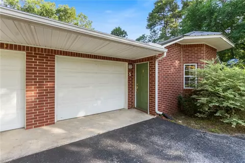 17 Pivot Rock Rd #5, Eureka Springs, AR 72632