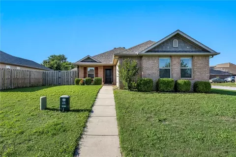 3900 SW Capstone Ave, Bentonville, AR 72712
