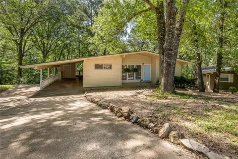 25 Evesham Ln, Bella Vista, AR 72714
