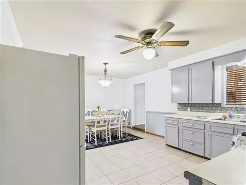 Kitchen - 102 Mockingbird St, Harrison, AR 72601 photo 1 of 2