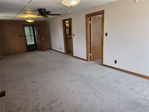 Living - 219 W Rush Ave, Harrison, AR 72601 photo 4 of 4