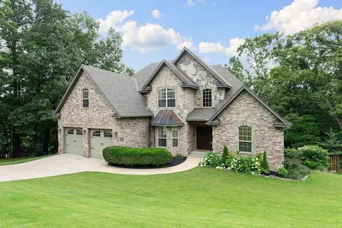9278 Arabian Dr, Rogers, AR 72756