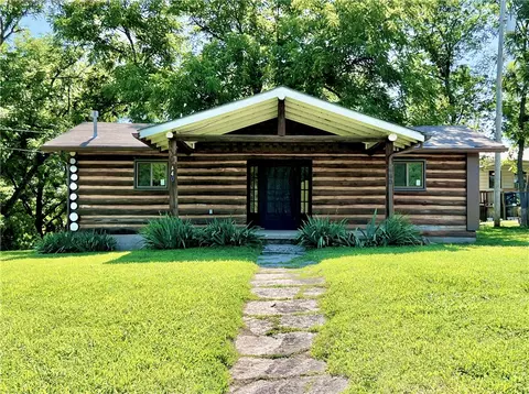 440 N Duff Ave, Sulphur Springs, AR 72768