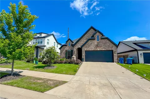 2300 SW Preston Park Ave, Bentonville, AR 72713