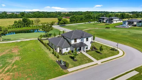 View/Area - 4204 S Exeter Dr, Rogers, AR 72758 photo 2 of 8