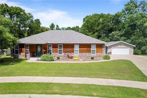 950 Nemett Cir, Pea Ridge, AR 72751