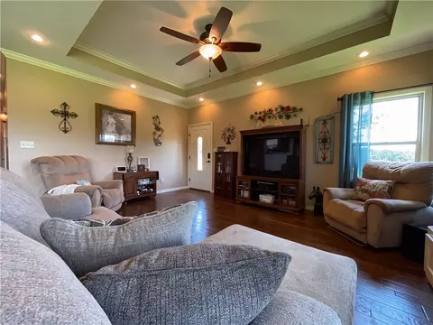 Living - 4860 Buck Mountain Rd, Dover, AR 72837 photo 5 of 6