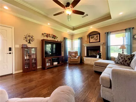 Living - 4860 Buck Mountain Rd, Dover, AR 72837 photo 1 of 6