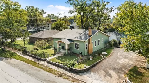 210 Ashley St, Siloam Springs, AR 72761