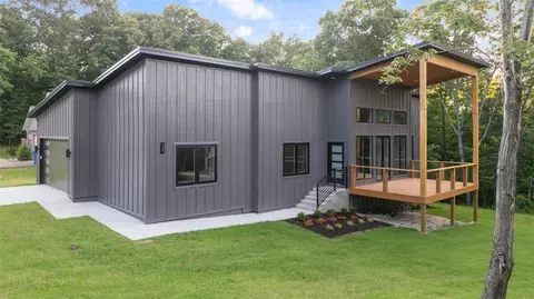 38 Boxford Dr, Bella Vista, AR 72715