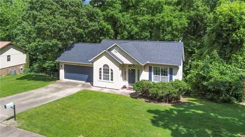 2205 Vine Ln, Springdale, AR 72762
