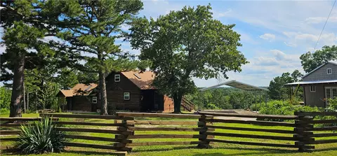 29 County Road 240, Eureka Springs, AR 72632