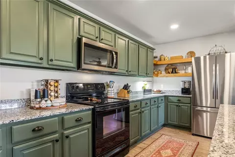 Kitchen - 4342 Augustine Dr, Springdale, AR 72762 photo 1 of 3