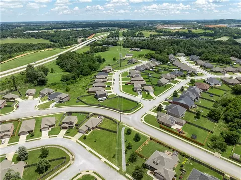 View/Area - 4342 Augustine Dr, Springdale, AR 72762 photo 7 of 8