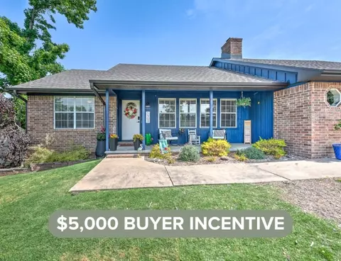 1303 W Pine St, Rogers, AR 72758