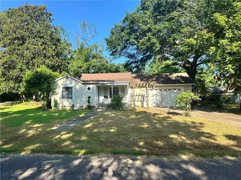 234 S Galveston, Russellville, AR 72801