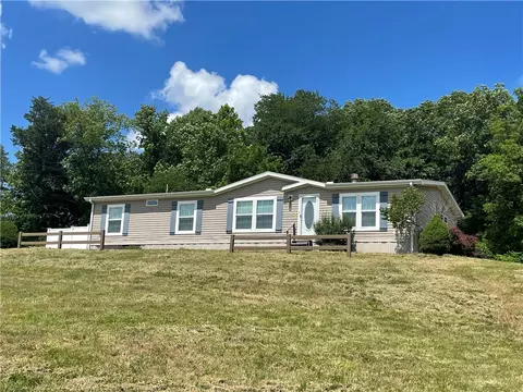 369 Madison 3044, Huntsville, AR 72740
