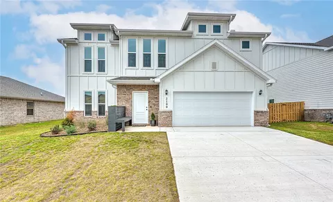 2100 Wildflower Dr, Centerton, AR 72719