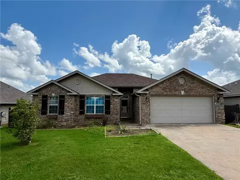 1204 Jim Mcvay, Siloam Springs, AR 72761