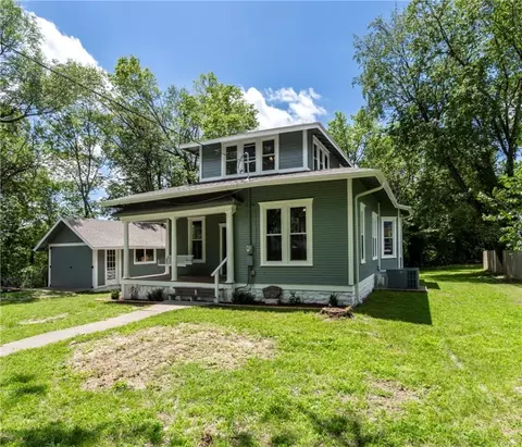 506 E Ashley St, Siloam Springs, AR 72761