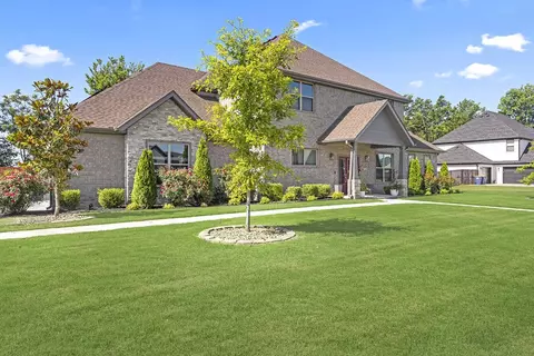 1575 Lake Estates Dr, Springdale, AR 72762