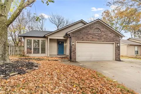 3052 Quail Creek Dr, Fayetteville, AR 72703