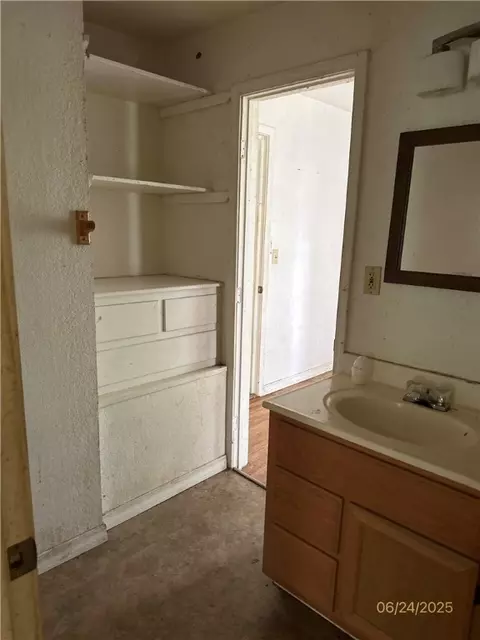 610 High St, Leslie, AR 72645 photo 8