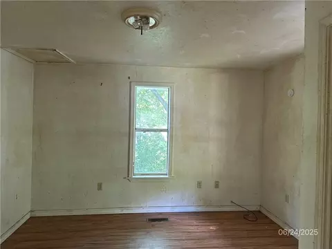 610 High St, Leslie, AR 72645 photo 6