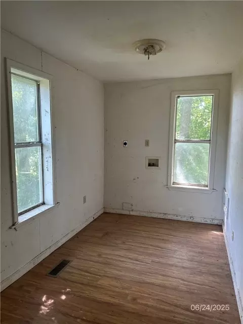 610 High St, Leslie, AR 72645 photo 10