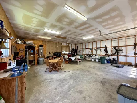 Other - 10056 Twin Oaks St, Plainview, AR 72857 photo 7 of 18
