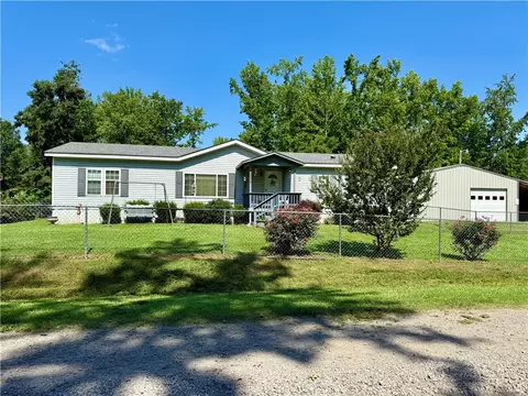 10056 Twin Oaks St, Plainview, AR 72857