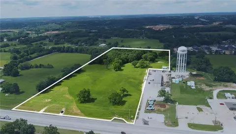 1550 W Henri De Tonti Blvd, Springdale, AR 72762