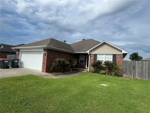 904 S Pittsburg Ave, Russellville, AR 72802