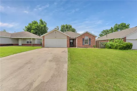 2317 SW Morris St, Bentonville, AR 72712