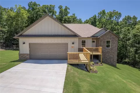 3 Sean Ln, Bella Vista, AR 72714