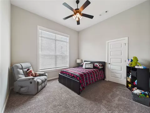 Bedroom - 4571 Hamlet St, Springdale, AR 72764 photo 4 of 7
