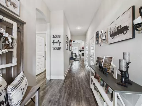 Entry Way - 4571 Hamlet St, Springdale, AR 72764 photo 4 of 4