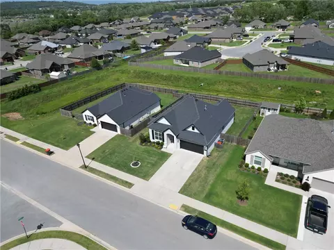 View/Area - 4571 Hamlet St, Springdale, AR 72764 photo 5 of 6