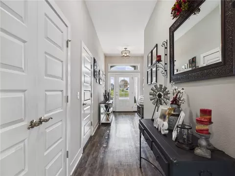 Entry Way - 4571 Hamlet St, Springdale, AR 72764 photo 3 of 4