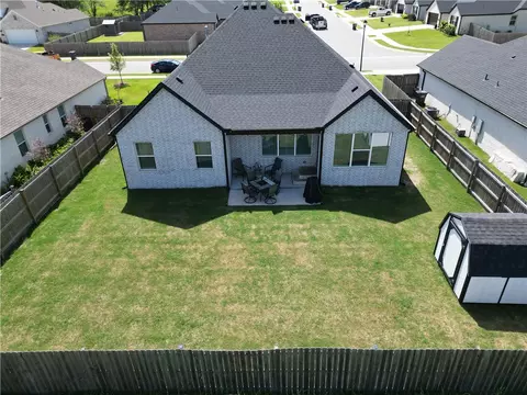 Exterior - 4571 Hamlet St, Springdale, AR 72764 photo 4 of 12