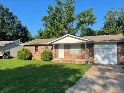 Undisclosed, Clarksville, AR 72830