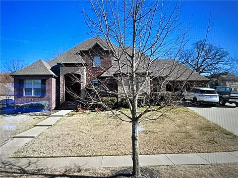 3138 E Pebblestone Dr, Fayetteville, AR 72701