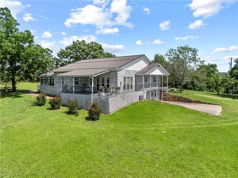 617 County Road 736, Berryville, AR 72616