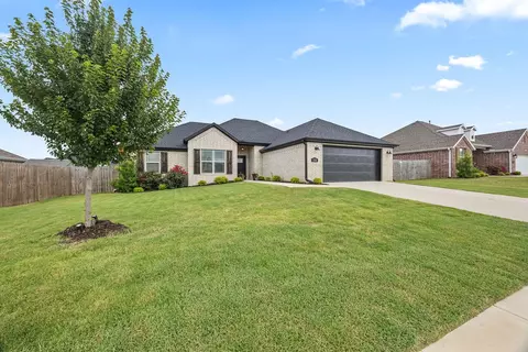 535 N Goose Xing, Farmington, AR 72730