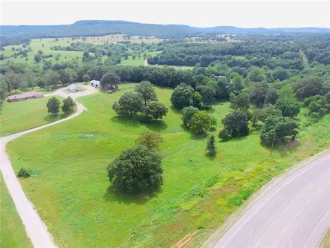 11339 Highway 62, Green Forest, AR 72638